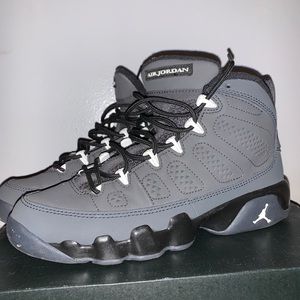 Air Jordan 9s Youth size